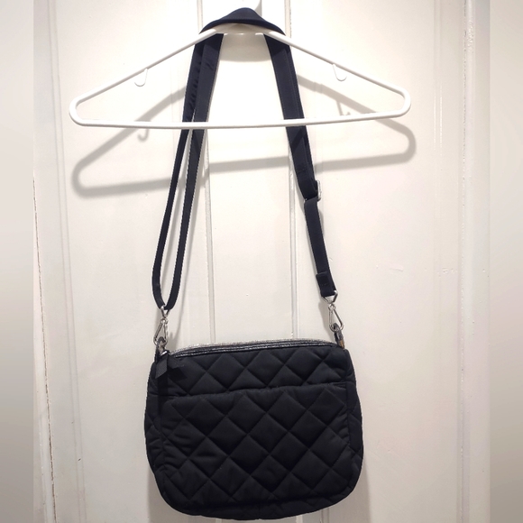 Vera Bradley performance twill pattern cross body - Picture 2 of 9